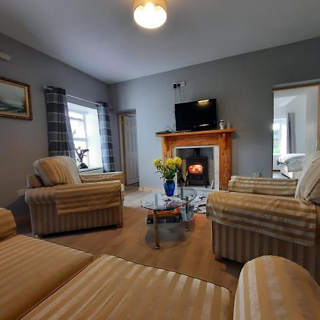 Conneelys Cottage, Connemara, Clifden, H71Y096 Esterno foto