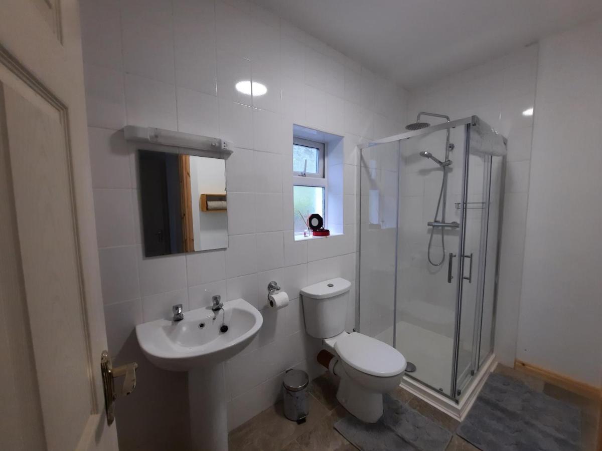 Conneelys Cottage, Connemara, Clifden, H71Y096 Esterno foto
